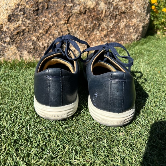 Coke Haan Leather Grand Sneakers - Picture 3 of 9